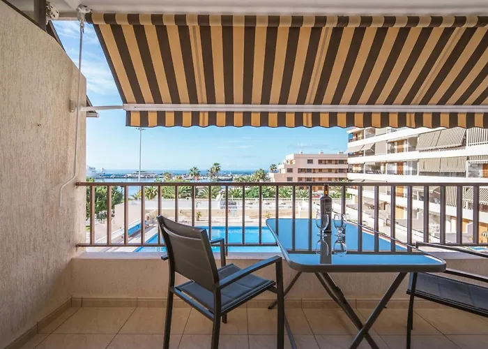 Go2Tenerife Apart\'Bahia Pool & Sea View